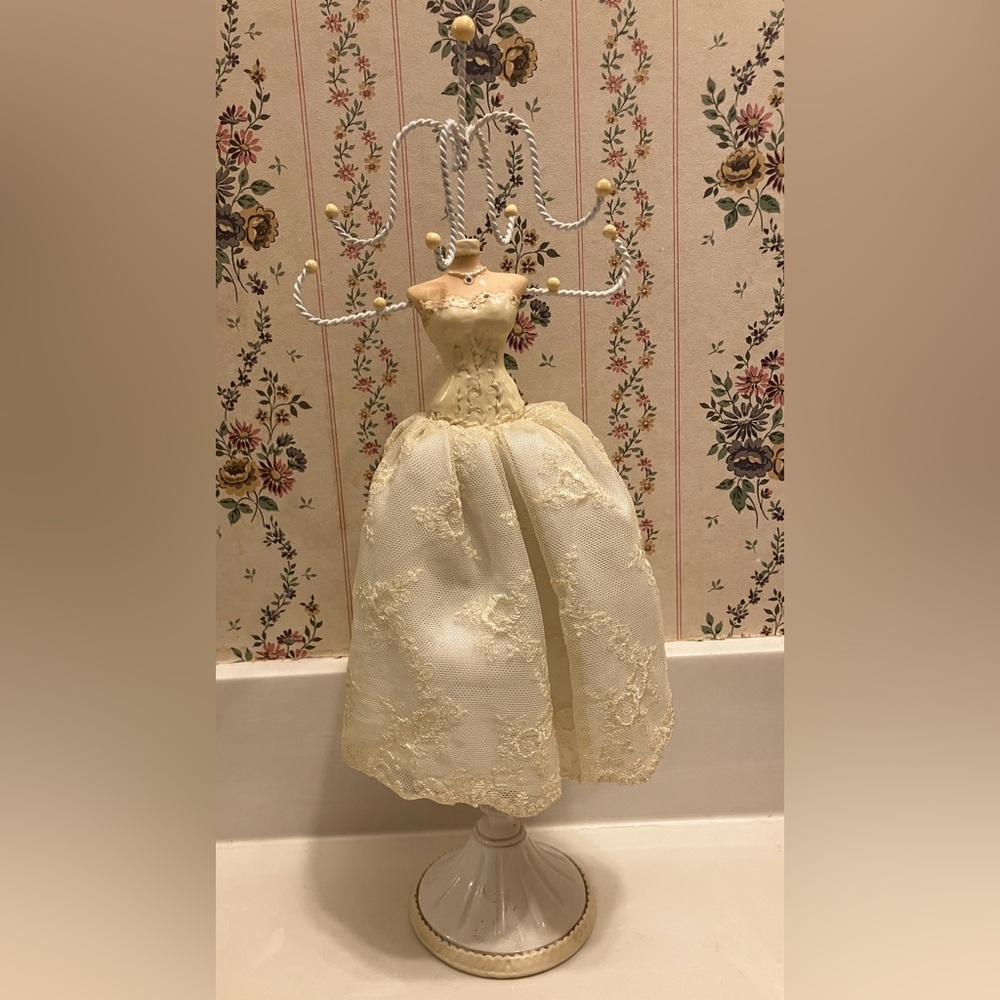 White Jewelry Holder